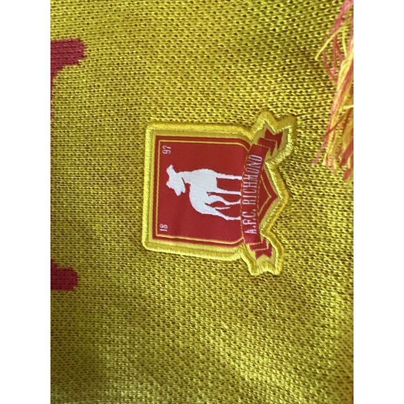 Nike AFC Richmond Ted Lasso Believe In Soccer Scarf University Gold Pink NWT - Picture 3 of 7